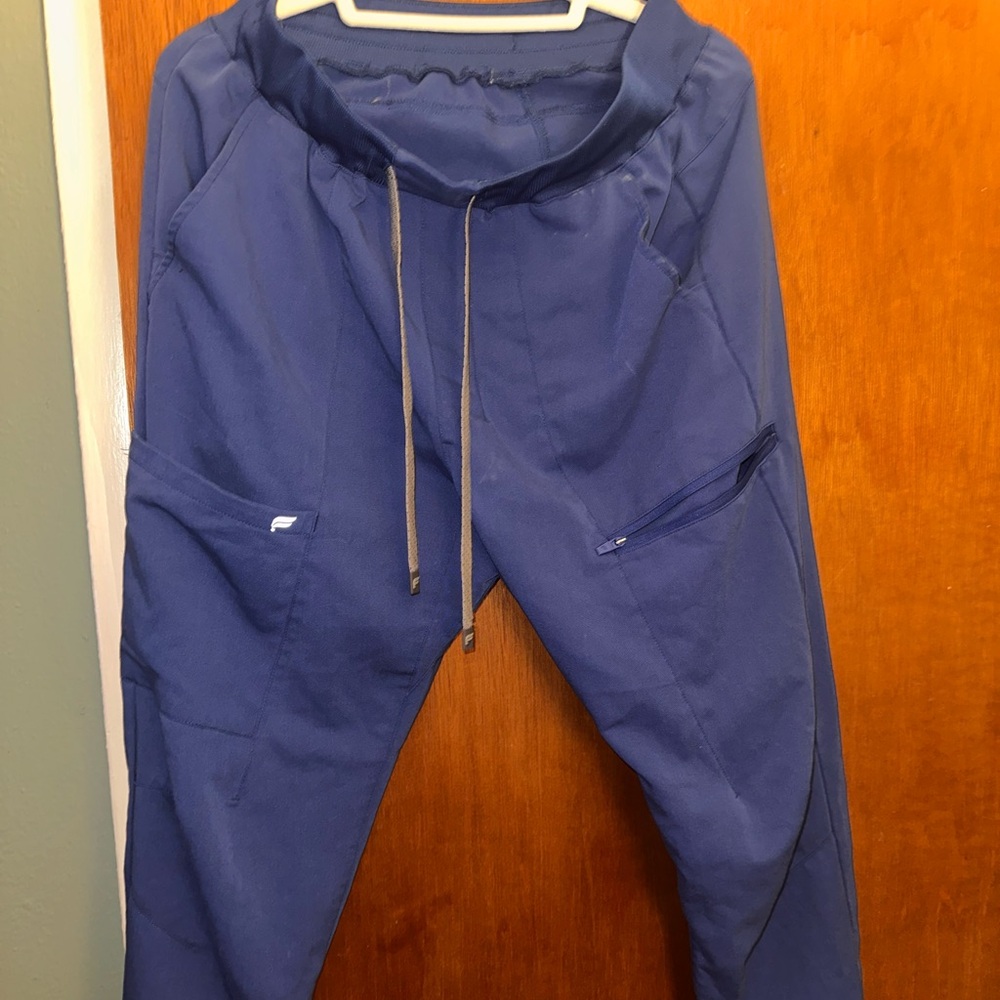 Fabletics men scrub pants